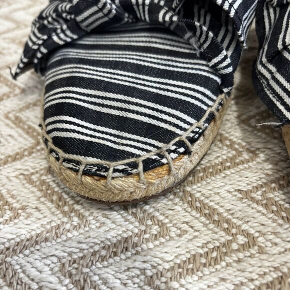 Circus by Sam Edelman Lulu Striped Bow Mules - Picture 4 of 8